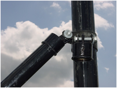 bracepoststep3.jpg bracepoststep3.jpg